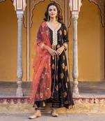Black flared anarkali set with zari floral embroidered motifs