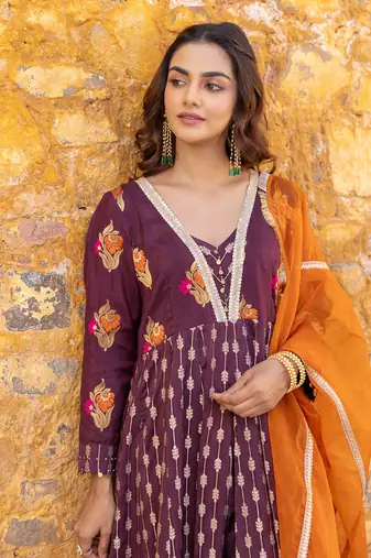Brown anarkali set with floral embroidered motifs