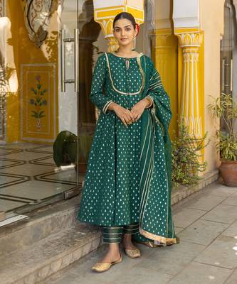 Emerald green chanderi anarkali set with organza dupatta 1