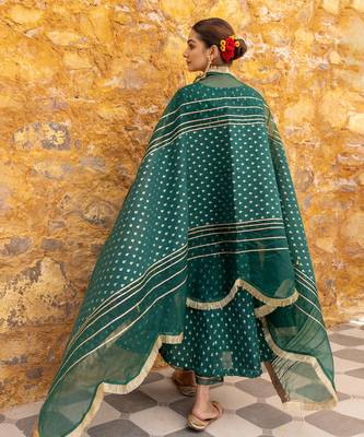Emerald green chanderi anarkali set with organza dupatta 3