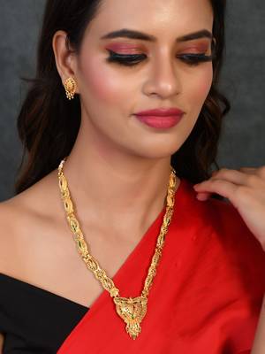 Gold plated handcrafted meenakari jewellery set 2