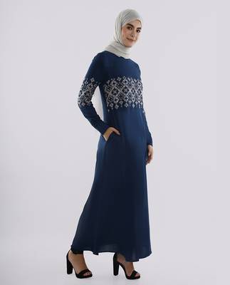 Length 60 | Empress Teal Embroidered Abaya | Silk Route  3