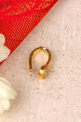 Minimal Gold Plated Tone Nose Pin With Precious Ad Stone 3