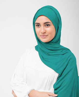 Hijab | Dark Forest Green Viscose Jersey Scarf | Silk Route 4