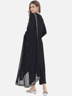 Women Black Kurta Suit Set with Dupatta 6