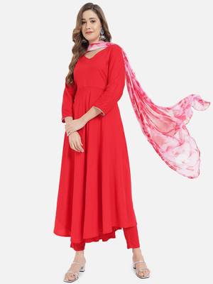 Women Solid Red Kurta Set with Dupatta 2