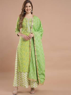 Women Lime Green Cotton Kurta Set with Dupatta 1
