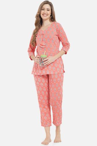 Women Floral Peach Night Suit