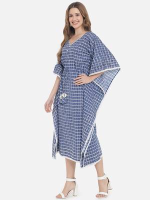 Women Blue Checks Kaftan Dress 4