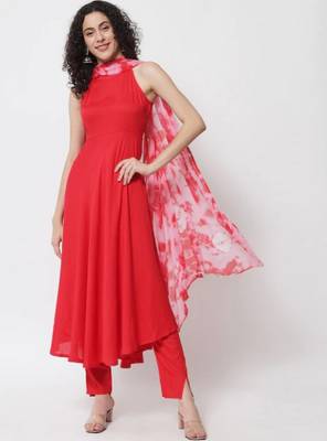 Women Red Kurta Set with Dupatta 5
