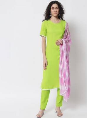 Women Fluorescent Green Kurta Set with Dupatta 1