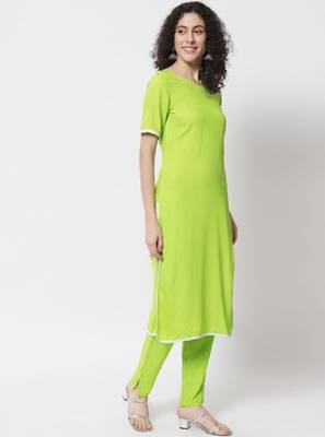 Women Fluorescent Green Kurta Set with Dupatta 5