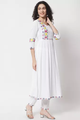 Women White Anarkali Suit Set with Dupatta