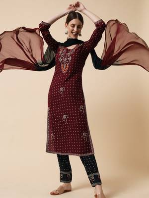 Mocha Brown Kurta and Green pant Set with Dupatta 1