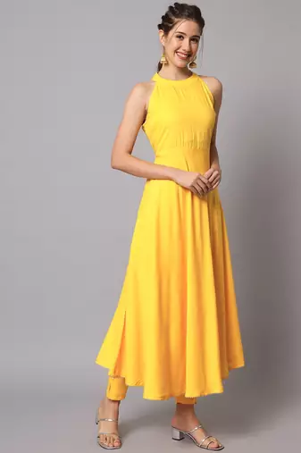 Women Chrome Yellow Kurta Set with Dupatta