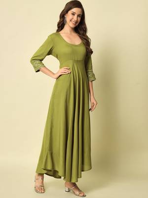 Green Anarkali Suit Set with Dupatta 7