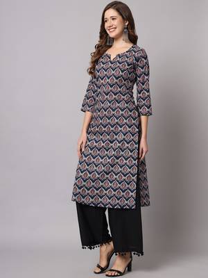 Navy Blue and Maroon Straight Kurta and Pants Set 5