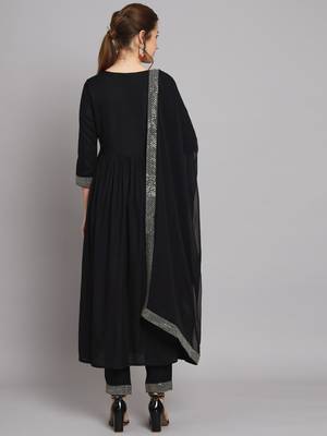 Black Embroidered Kurta Set with Dupatta 3