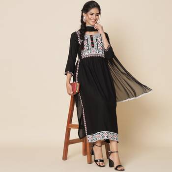 Black and White Ethnic Embroidered Kurta Pants Set with Dupatta 1