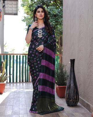 GREEN BANDHEJ SILK TRENDY SAREE 2