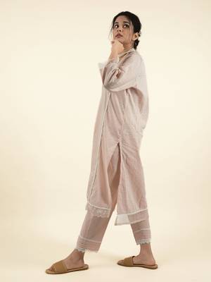 Pink embroidered cotton dobby kurta paired with matching pant 3