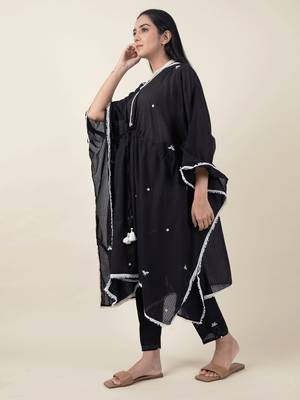 Black cotton kaftan with belt paired with matching pant 4