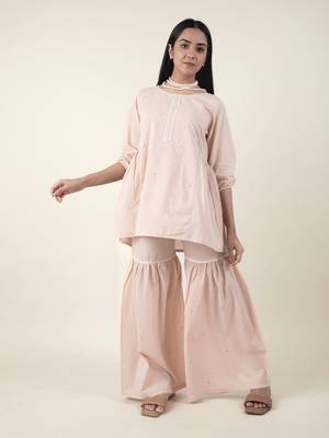 Gajri cotton embroidered peplum paired with matching pant 2
