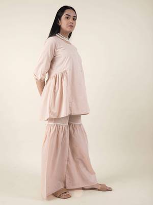 Gajri cotton embroidered peplum paired with matching pant 4