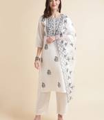 White Embroidered three Quarter sleeve kurta set with fancy embroidered dupatta