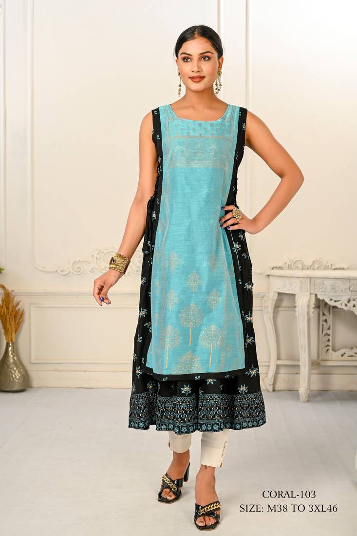 WOMEN VISCOSE AND JACQUARD BUTTA ZARI WITH EMBROIDERED KURTI