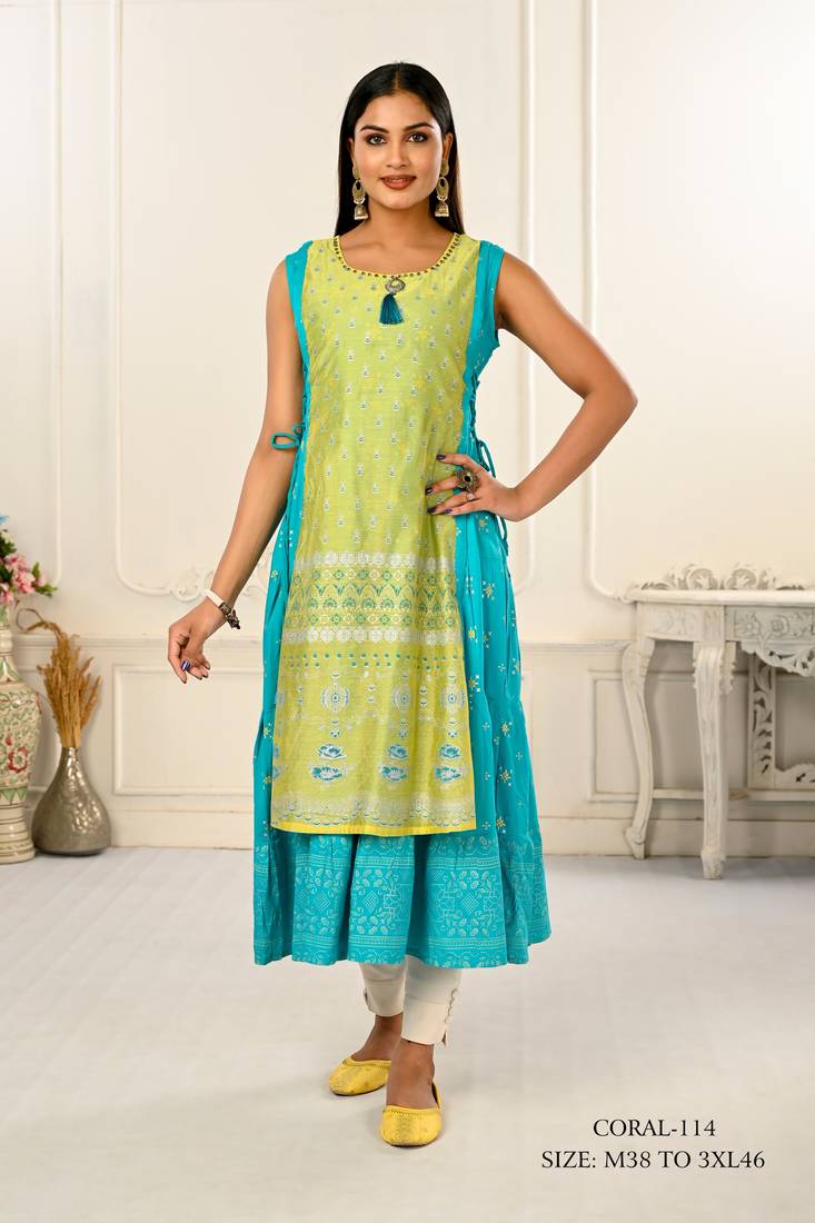 WOMEN VISCOSE AND JACQUARD BUTTA ZARI WITH EMBROIDERED KURTI