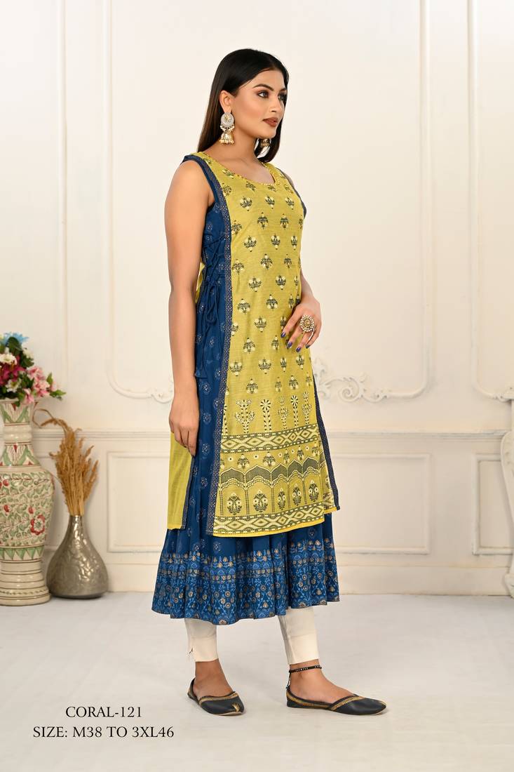 WOMEN VISCOSE AND JACQUARD BUTTA ZARI WITH EMBROIDERED KURTI