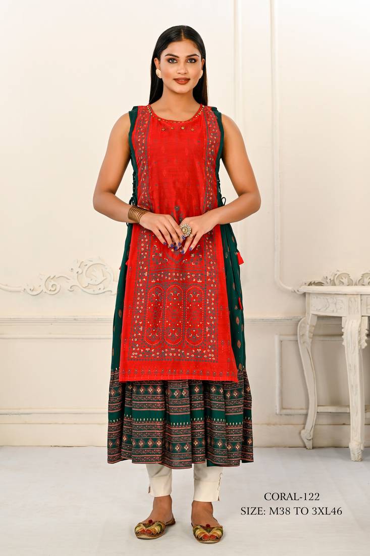WOMEN VISCOSE AND JACQUARD BUTTA ZARI WITH EMBROIDERED KURTI