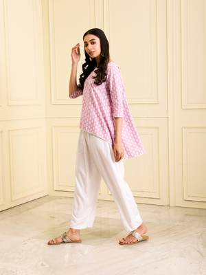 Women's organic cotton hand block printed levender color short kurta 2