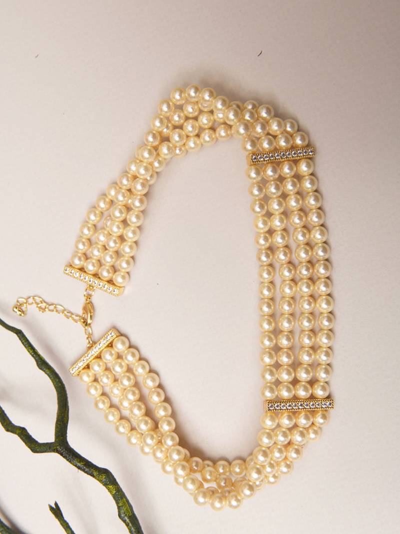 Beautiful World Pearl Choker