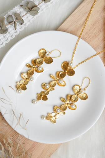 Blooms of Gold Set