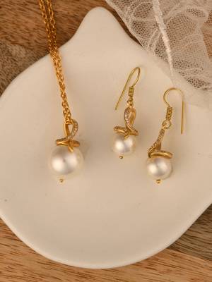 Golden CZ Pearl Set 2