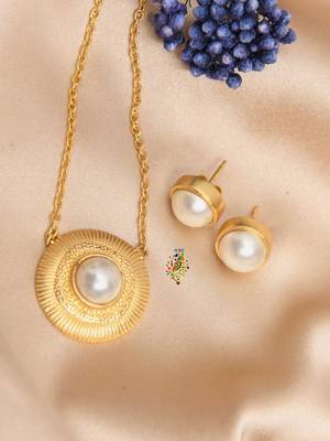 Luminous Pearl Set (2) 1