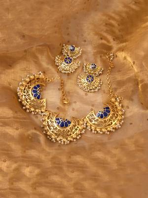 Maharani Necklace with Marigold Duet Earrings 1