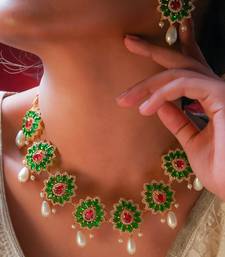 Mahnoor Set