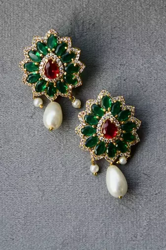 Mahnoor Set