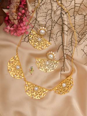 Nilofer Set 1