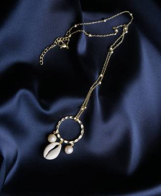 Ocean Kiss Necklace 2