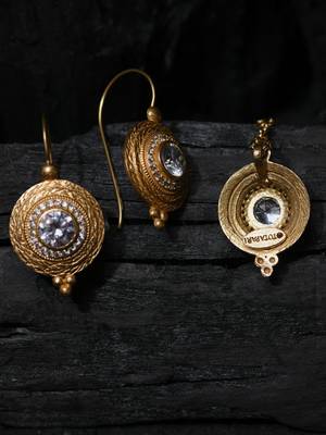 Queen of Heaven Set 4