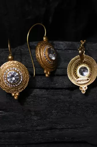 Queen of Heaven Set