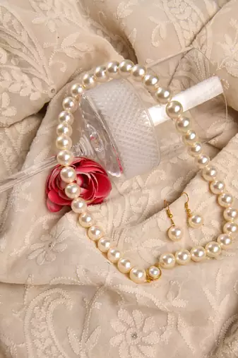 Queen's Pearl Set (Swarovski Pearls)