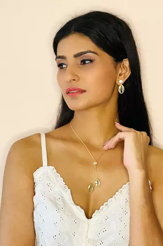Serene Sands Necklace