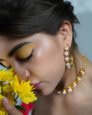 Emily Pearl Hoops 4