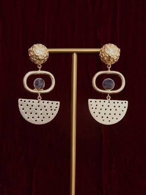 Gold plated brass earrings with amethyst stone 1