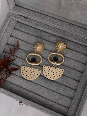 Gold plated brass earrings with amethyst stone 2